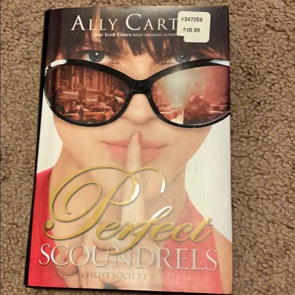 Perfect scoundrels